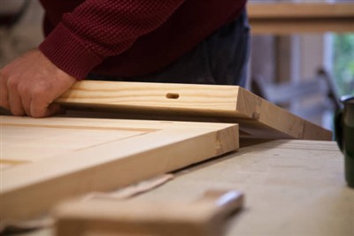 What is a pine door?Why do people choose pine doors?